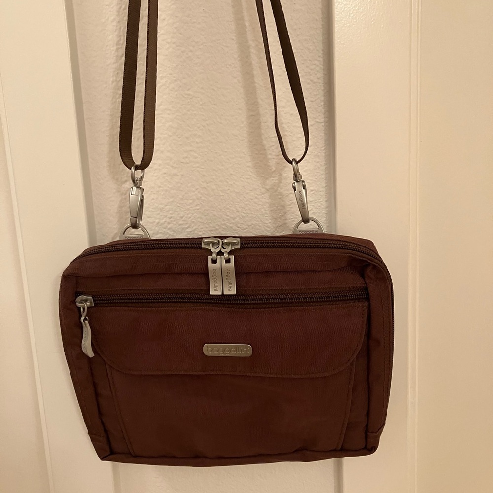 Dark brown Baggallini travel purse